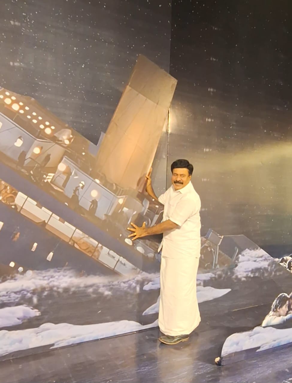 MLA Sri. M. Noushad, Titanic Exhibition, Asramam, Kollam